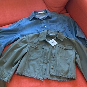 💙💚 Two fun jackets